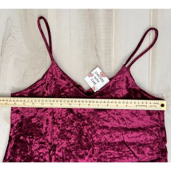 E. Luna Crushed Velvet Cami Tank Top Red Women’s Sz S Spaghetti Strap Y2K - Picture 8 of 8